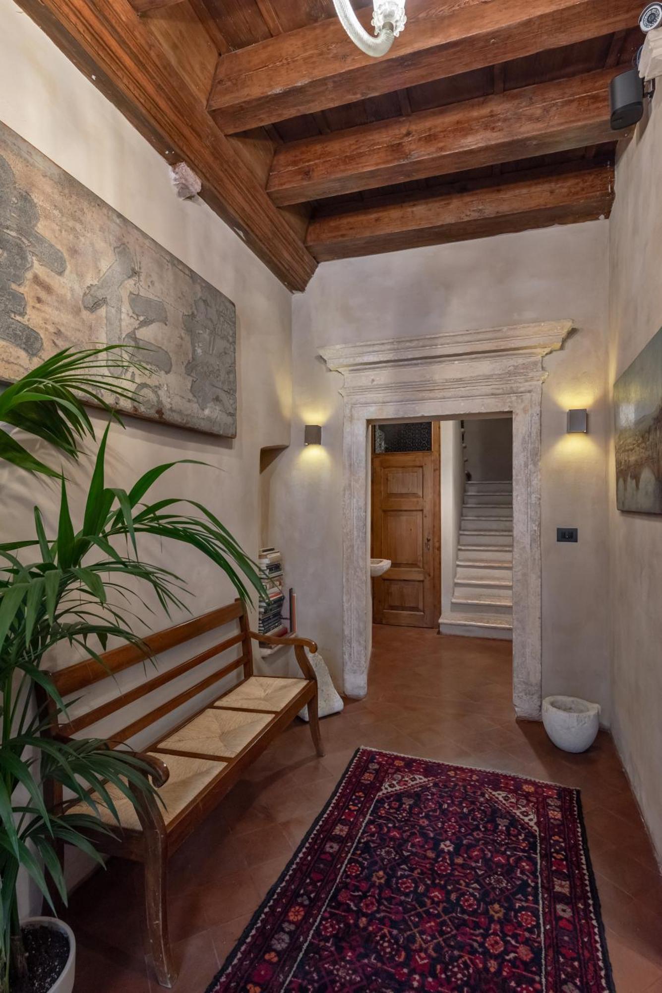 Residenza Roccamaggiore เวโรนา ภายนอก รูปภาพ