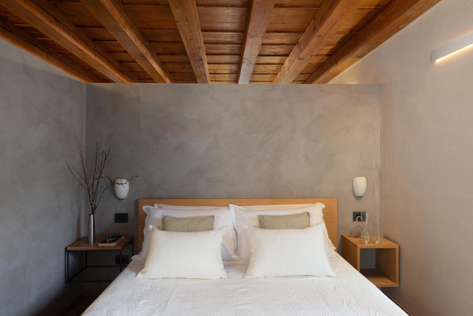 Residenza Roccamaggiore เวโรนา ภายนอก รูปภาพ