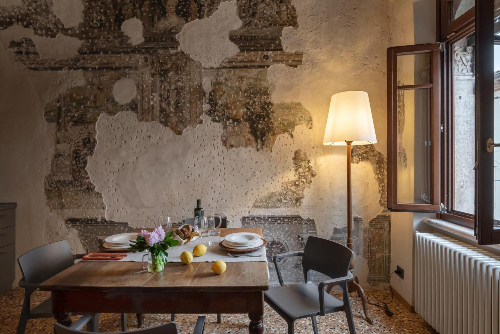 Residenza Roccamaggiore เวโรนา ภายนอก รูปภาพ