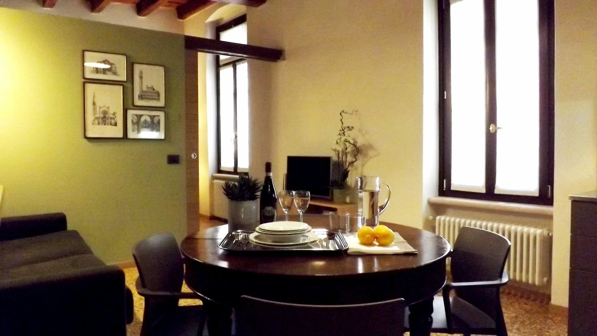 Residenza Roccamaggiore เวโรนา ภายนอก รูปภาพ