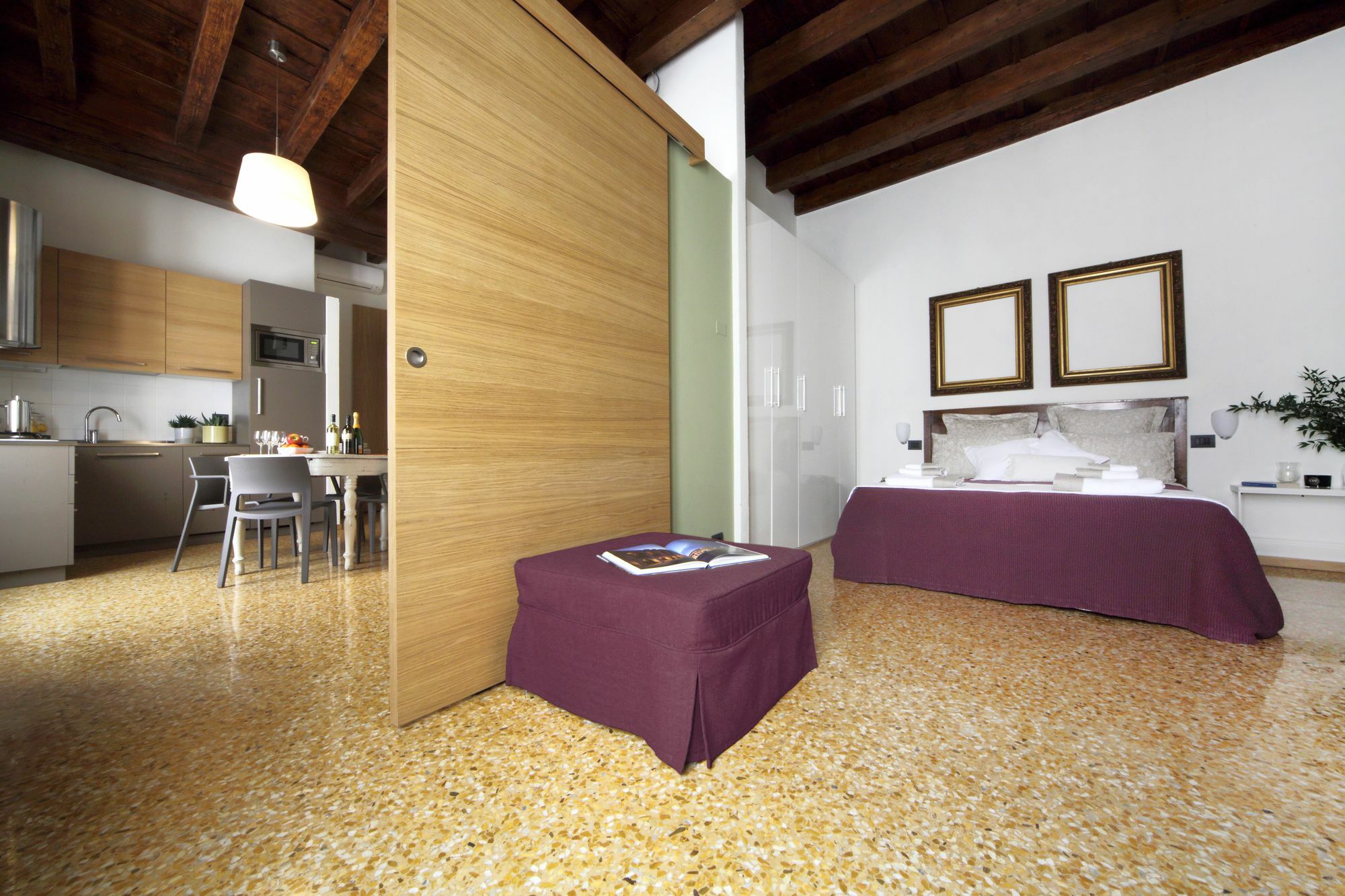Residenza Roccamaggiore เวโรนา ภายนอก รูปภาพ