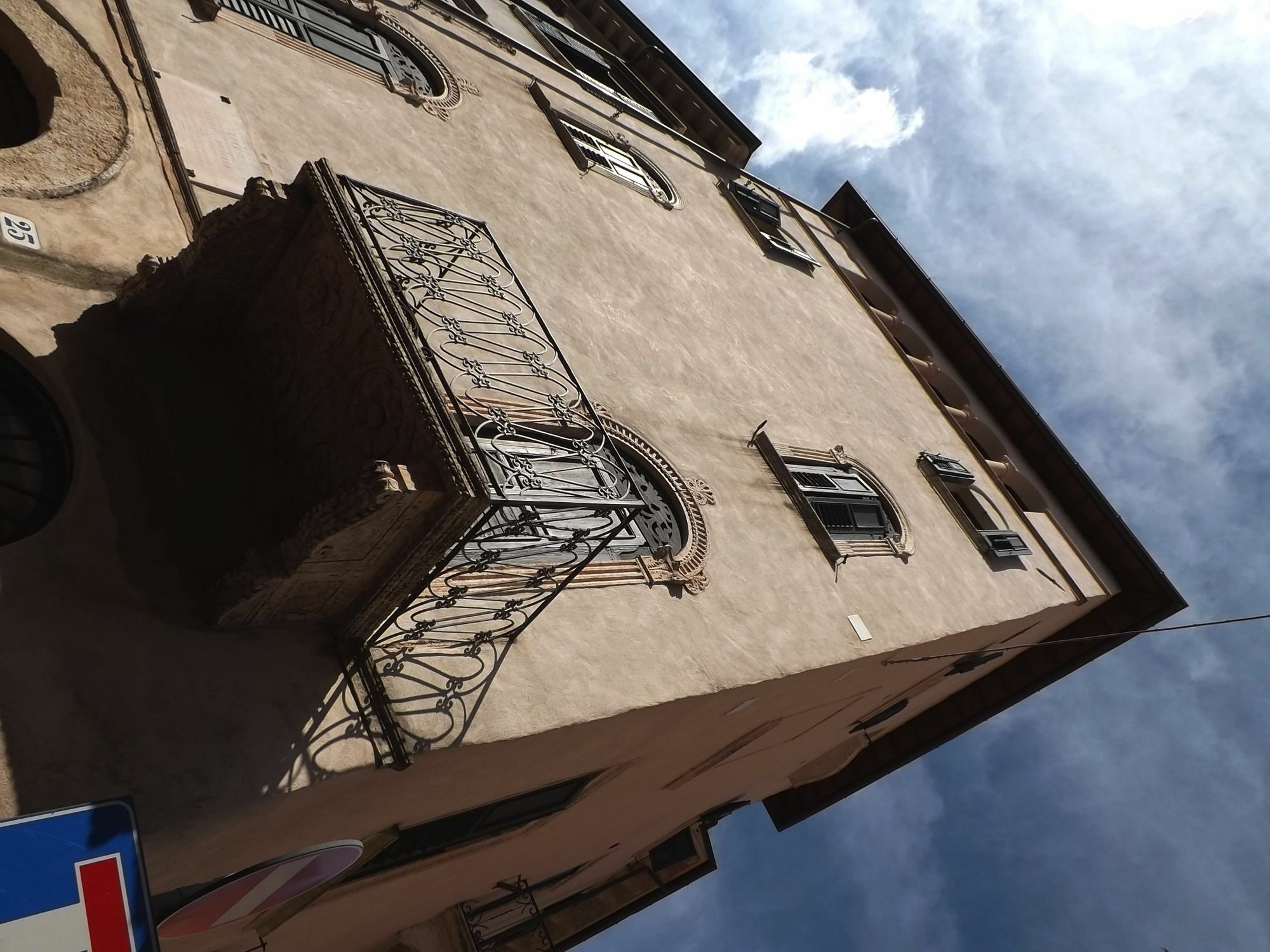 Residenza Roccamaggiore เวโรนา ภายนอก รูปภาพ